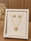 Conjunto Coração Clássico com Detalhe Radiante Folheado a Ouro 18K