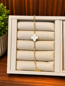 Pulseira Trevo Luxo Folheado a Ouro 18K