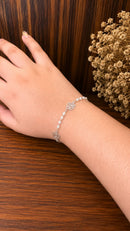 Pulseira Infantil Rosas com Pérolas Folheado a Prata 925