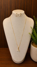 Conjunto Delicado Dourado Folheado a Ouro 18K