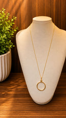 Relicário Circular Banhado a Ouro 18K
